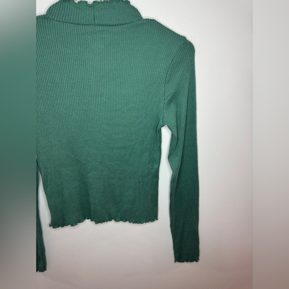 NWT SM American Eagle Green Ribbed Long Sleeve Turtle Neck Shirt - Picture 10 of 10